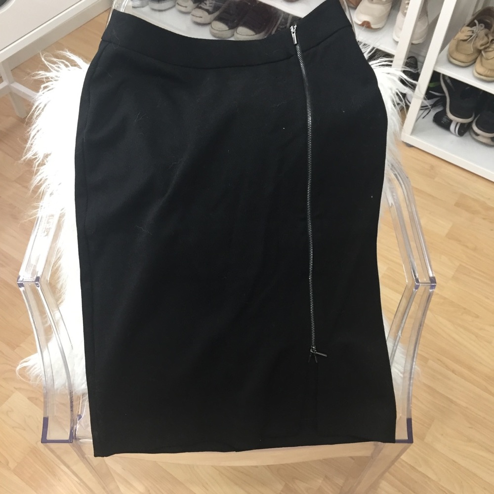 NWT black zip skirt from Ann Taylor